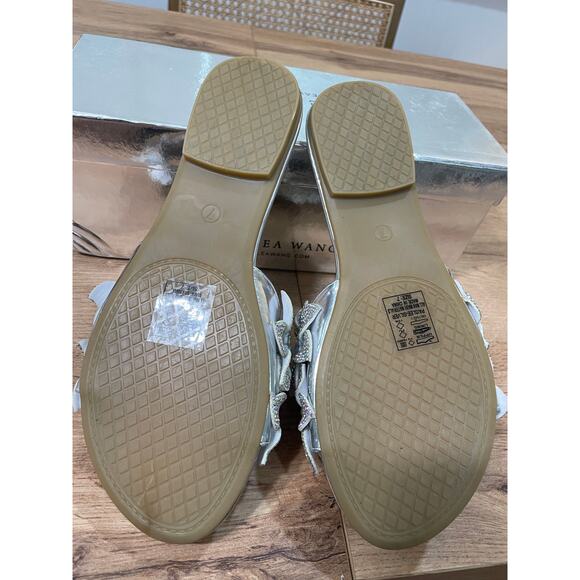 Azalea Wang Women's Estelle Paislee Flower Slide Sandals Silver Size 7 NIB - Picture 10 of 14